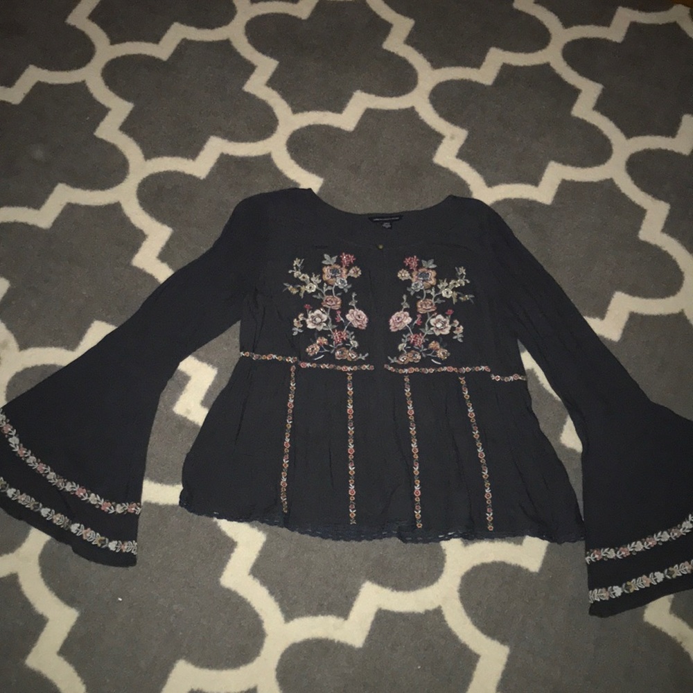 American Eagle Flared Arm Blouse